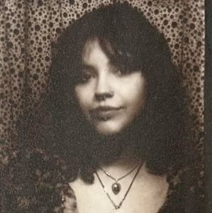 Meet your Posher, Eva